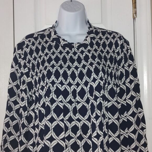 Crown & Ivy navy white long sleeve top blouse Sz 1X - Picture 3 of 5